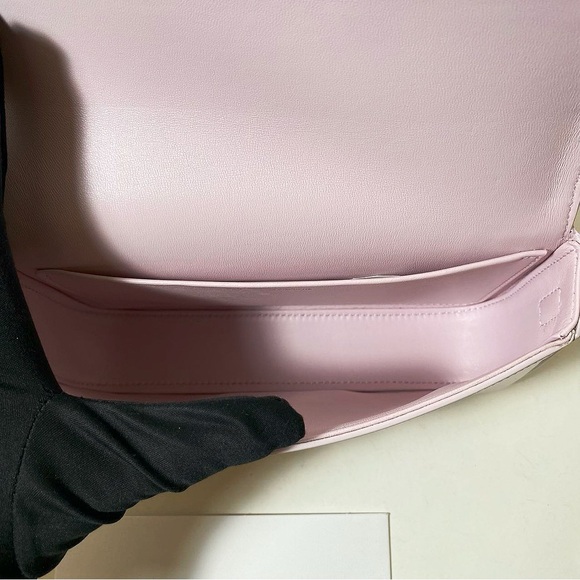CELINE Triomphe Light Pink Leather Shoulder Bag - Picture 8 of 11